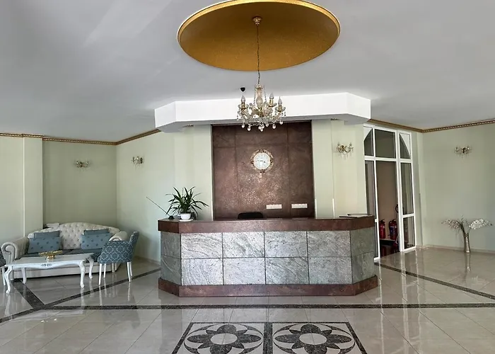 Apartment Lazur, Flora Pomorie
